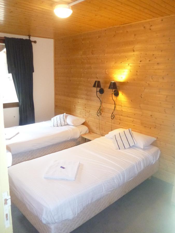 蒂涅Chalet Les Melezes住宿加早餐旅馆 外观 照片