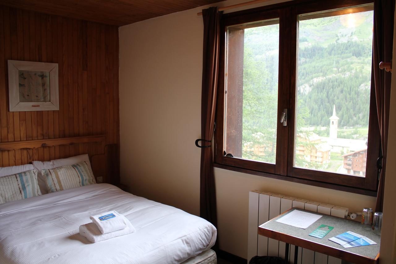 蒂涅Chalet Les Melezes住宿加早餐旅馆 外观 照片